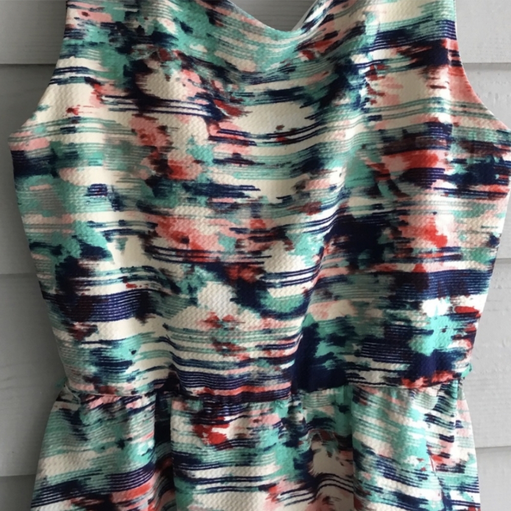 Colorful Caged Back Dress - Picture 2 of 4